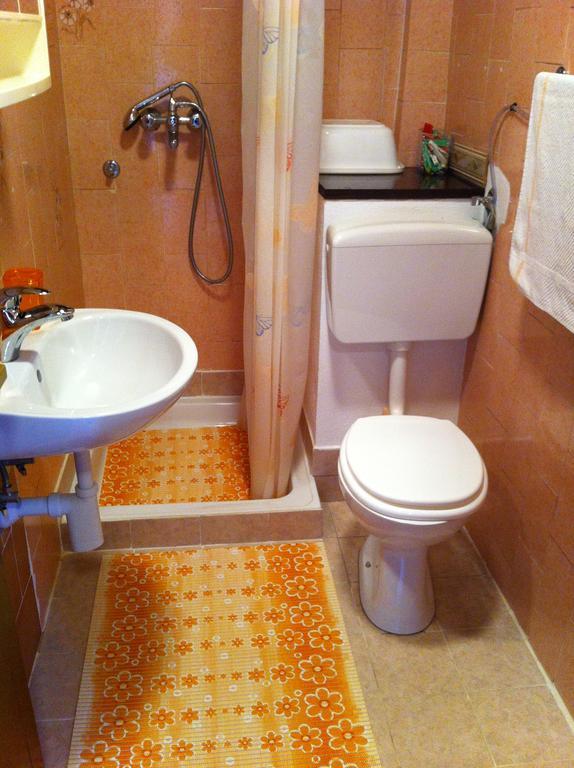 Nada Apartment Bilice Buitenkant foto
