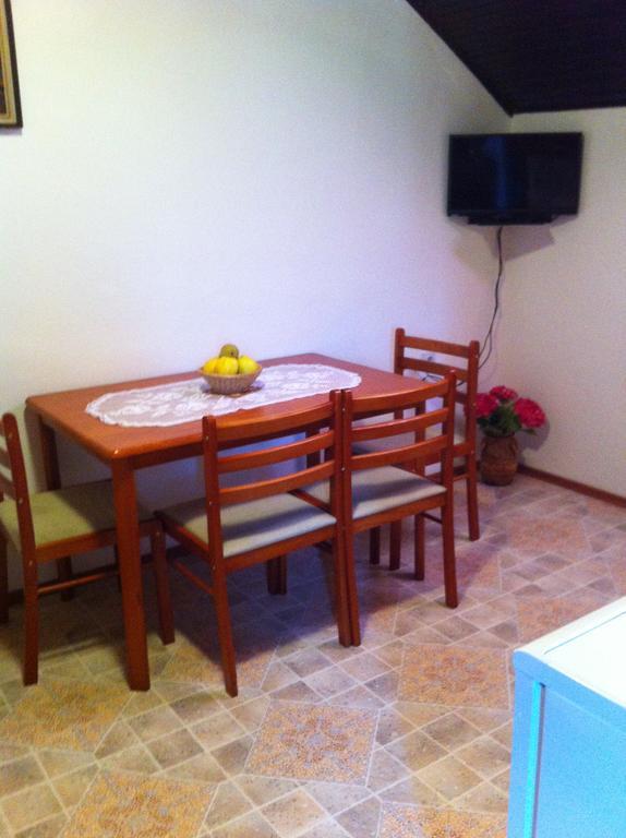 Nada Apartment Bilice Buitenkant foto